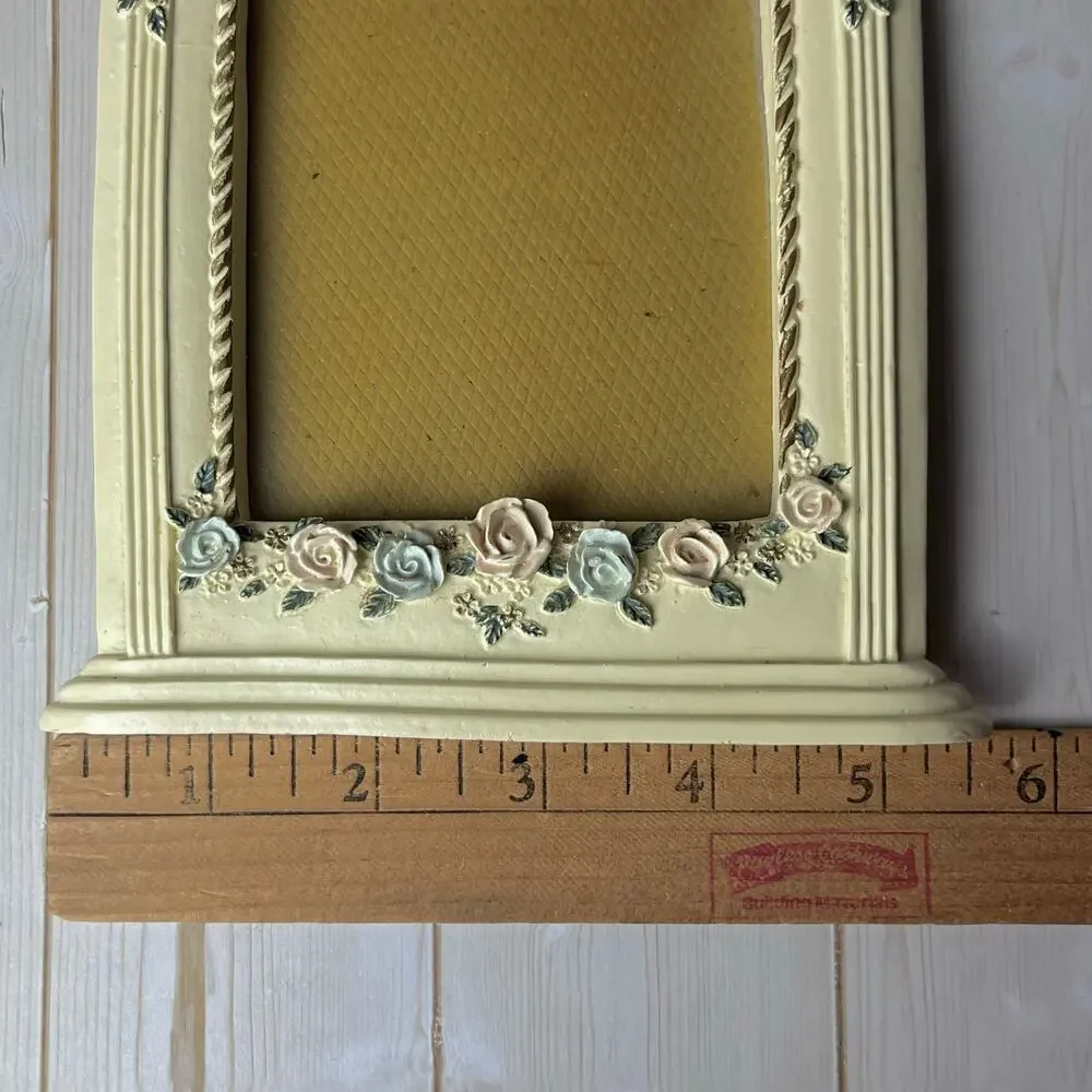 Vintage 90s Cherub Roses Resin Picture Frame Arch Opening Cream w/ Gold Accents